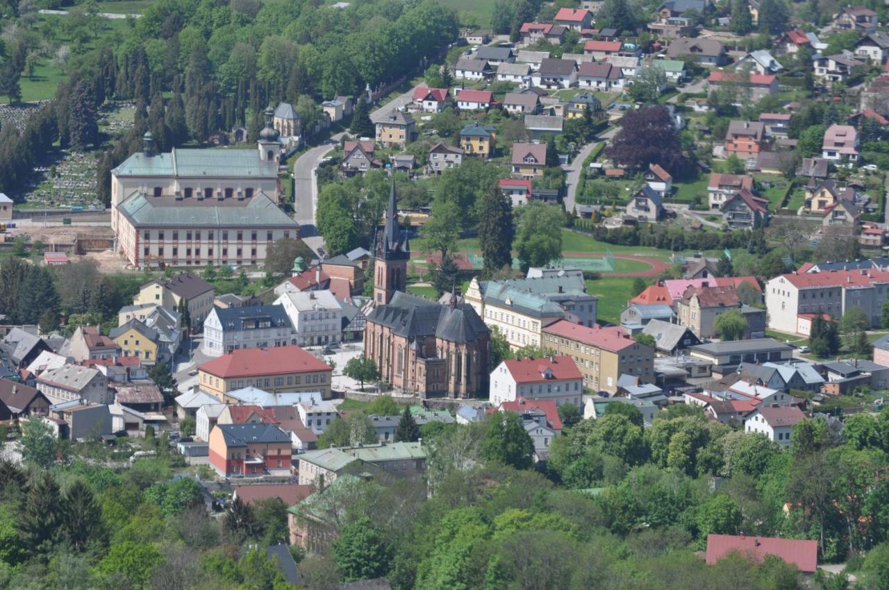 Knezicka Chalupa Vrchlabí Buitenkant foto
